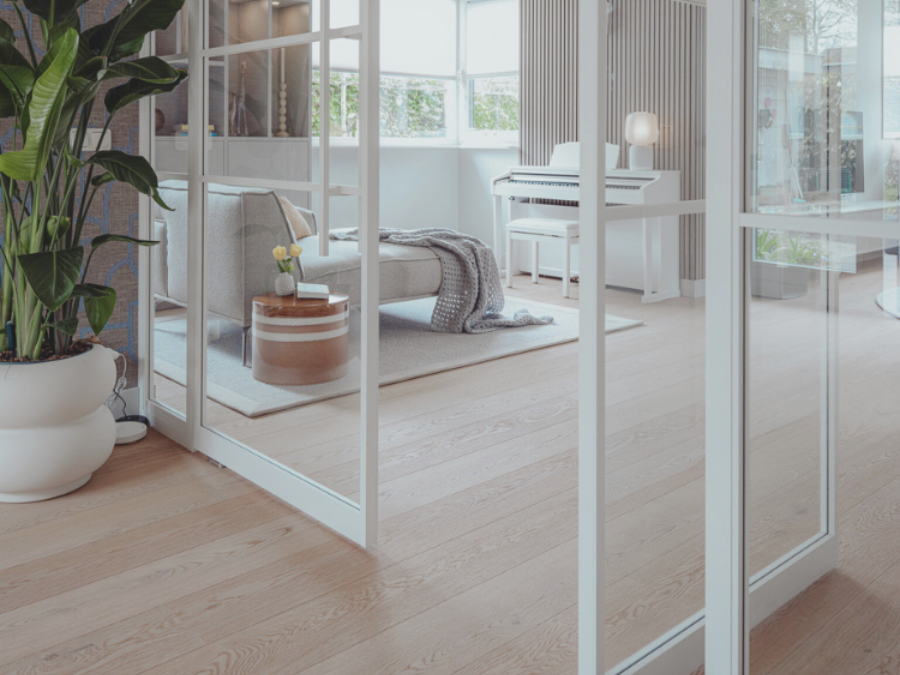 Deli home stalen deuren in de kleur wit