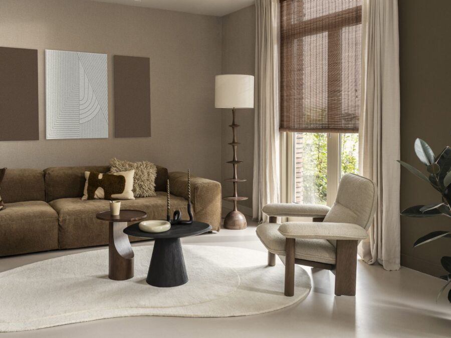 Geweven hout vouwgordijnen bruin in japandi woonkamer