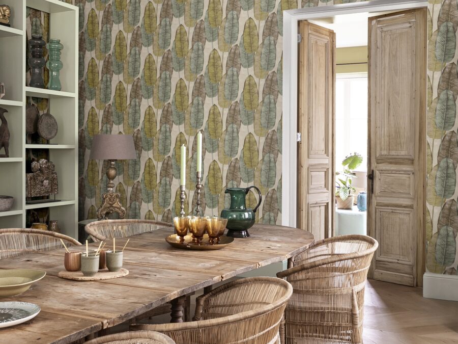 Tahiti Rubbertree Behang in de zithoek voor een natuurlijke en levendige sfeer