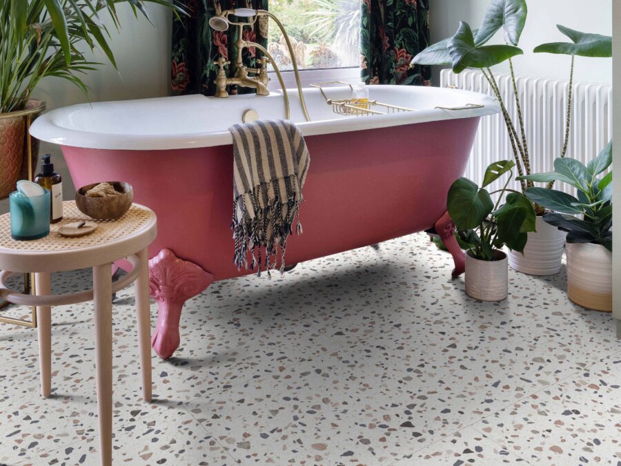 Wat een prachtige steenlook vloer! PVC is geschikt voor badkamers en vloerverwarming.