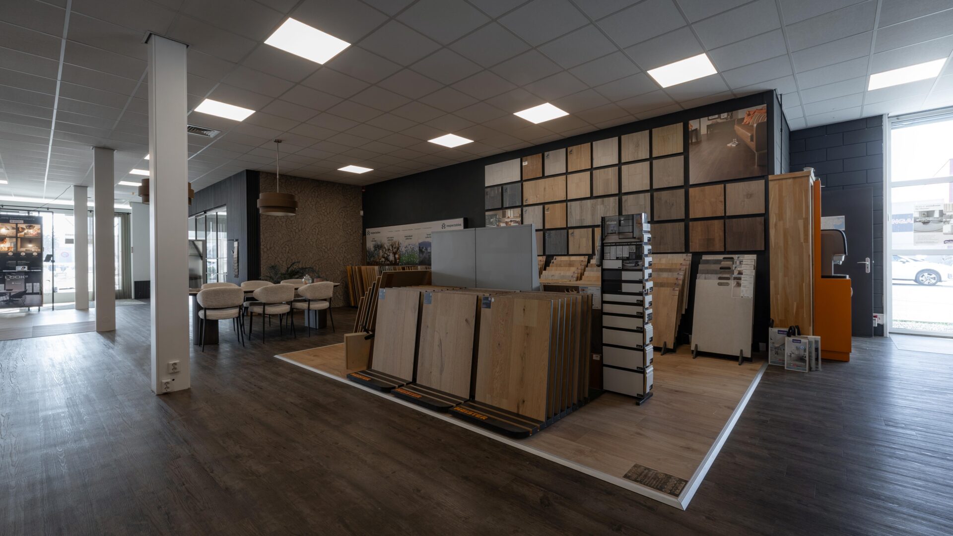 Binnenkant winkel Heerhugowaard