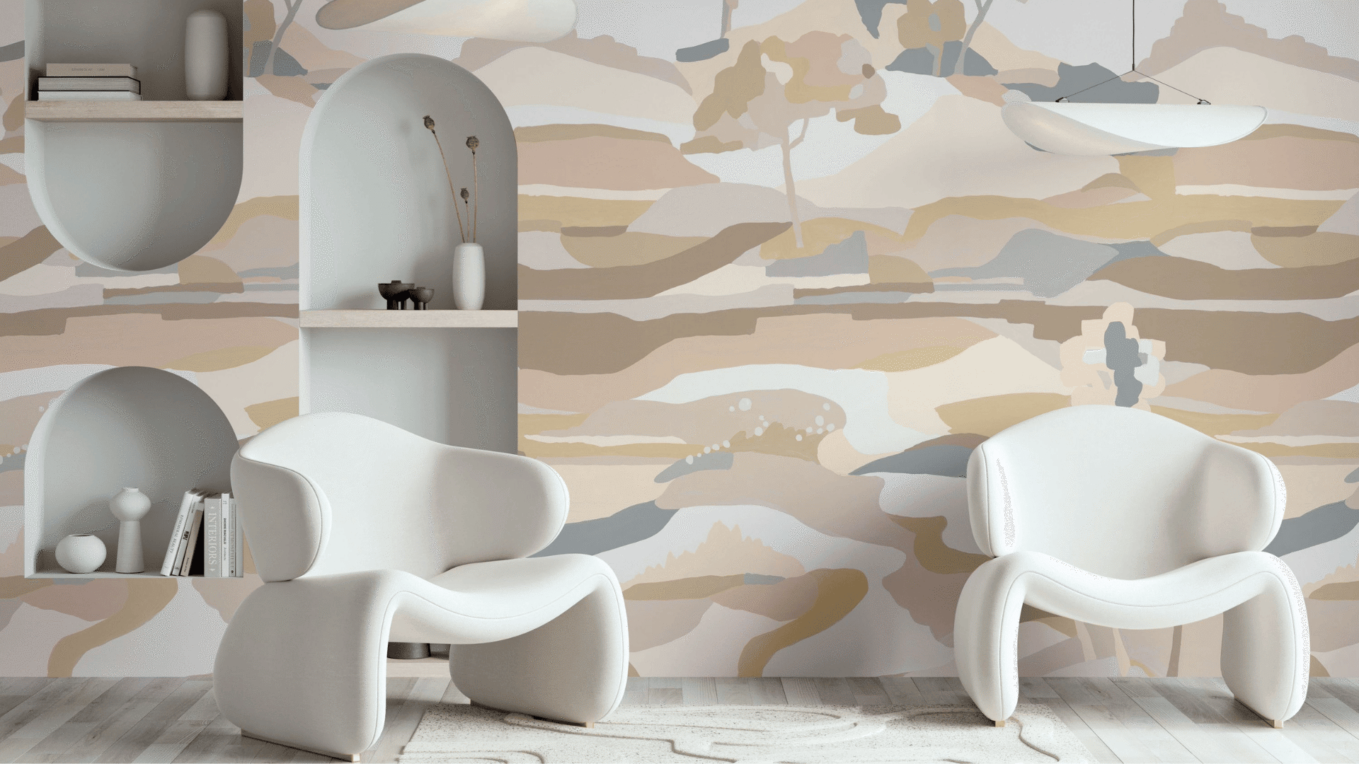 Casmance behang in beige tinten die een landschap vormen in de zithoek