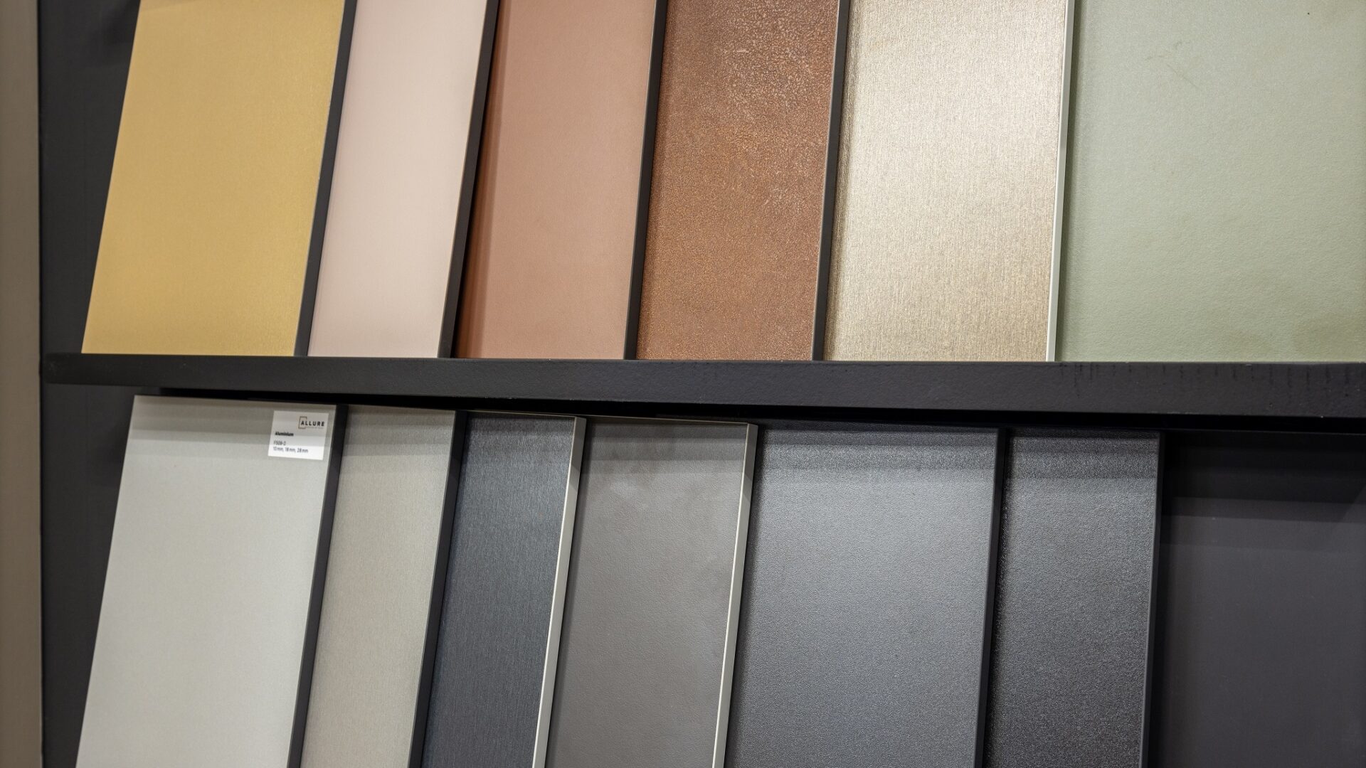 Verschillende kleuropties voor kasten op maat van Thuisin