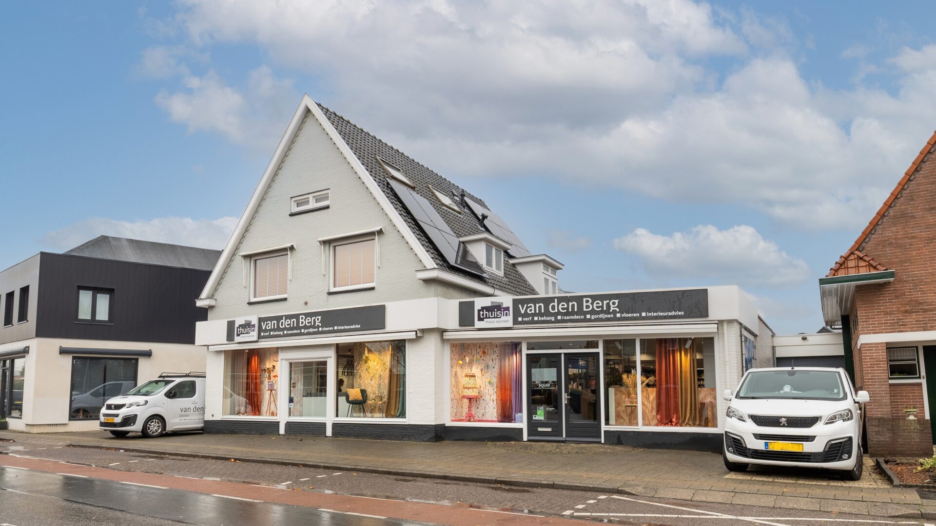 Thuisin van den Berg in Leerdam woonwinkel pandfoto