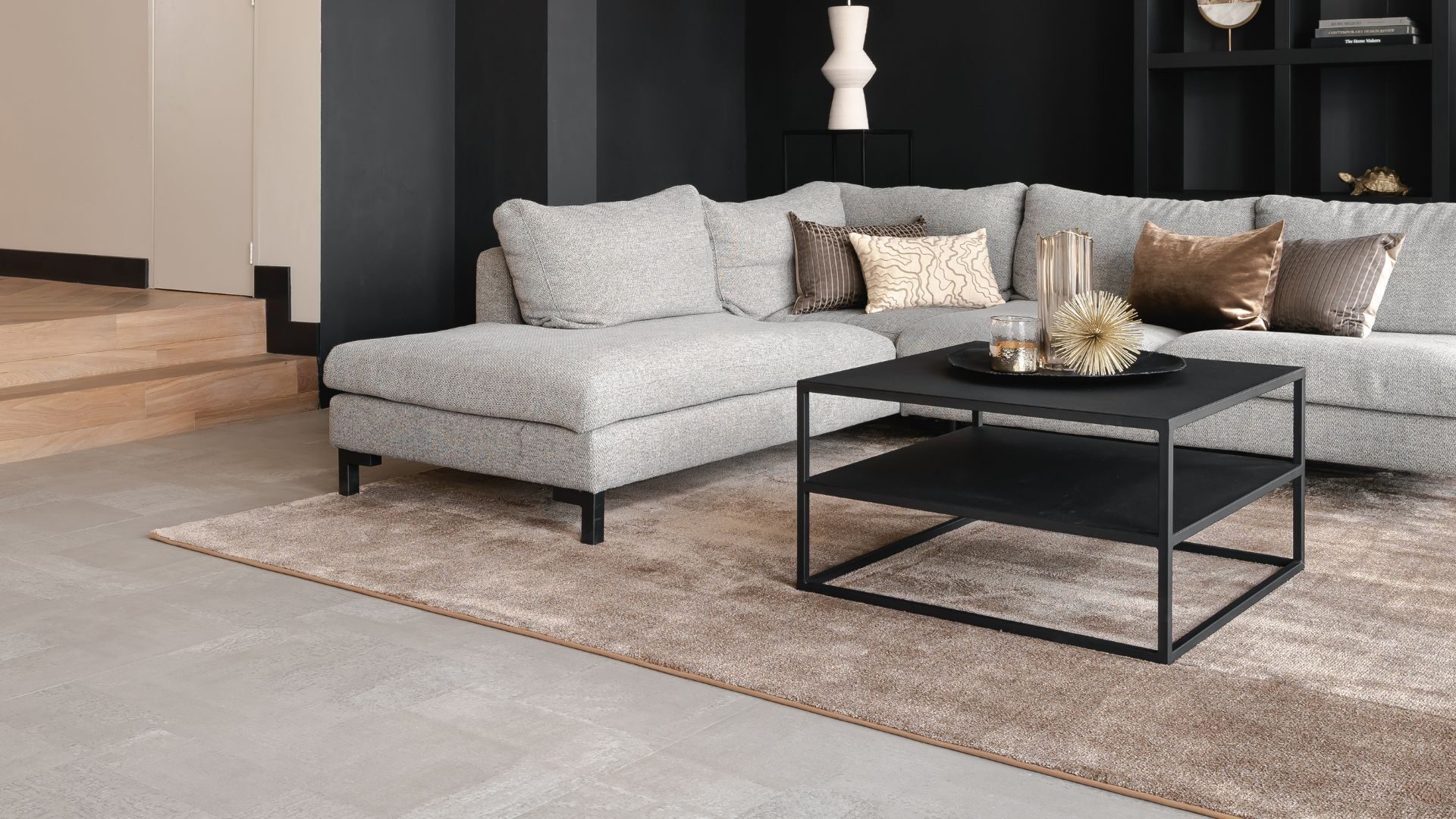 pvc betonlook tegels in de woonkamer