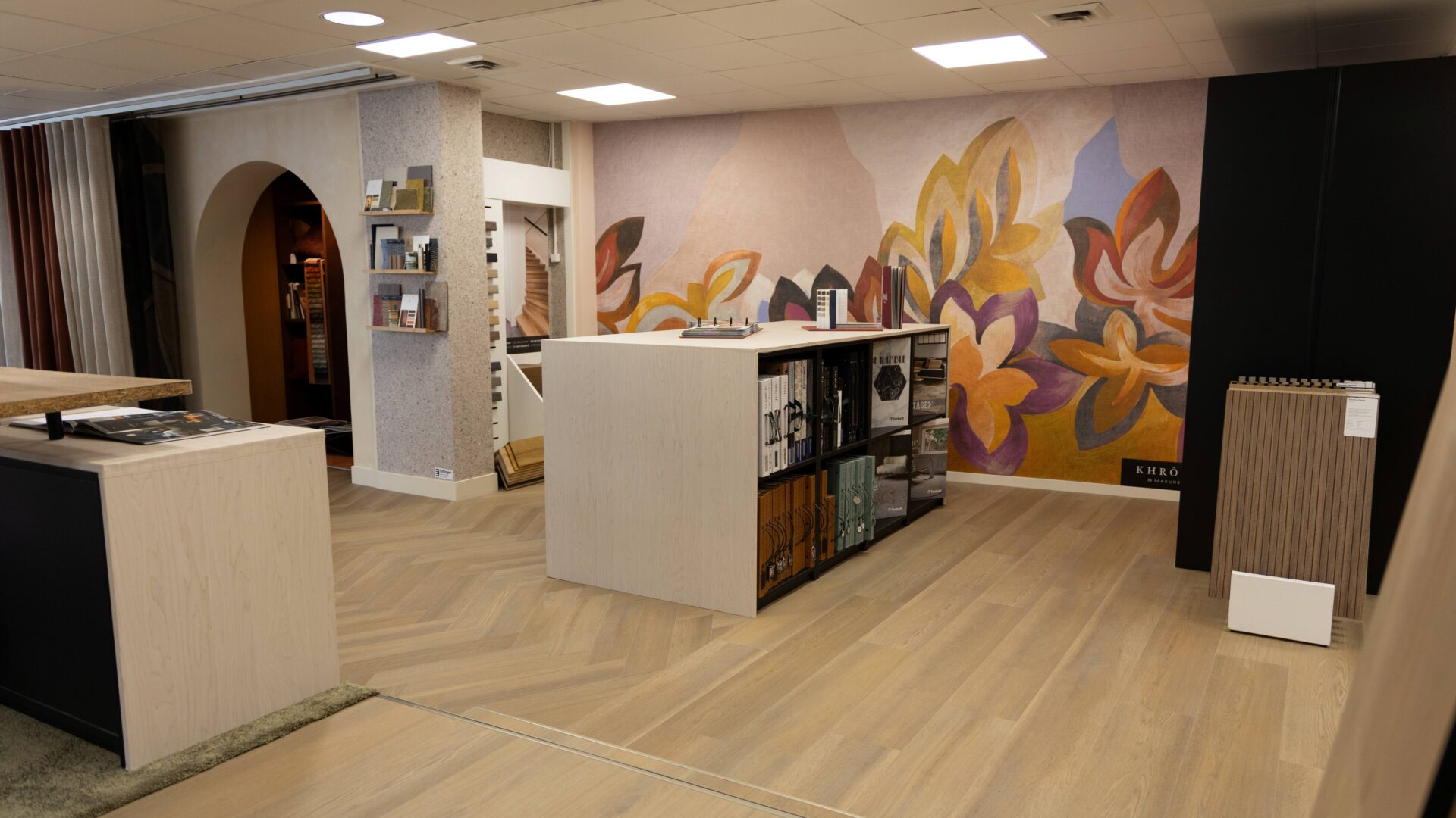 Binnenkant van de winkel Schokker