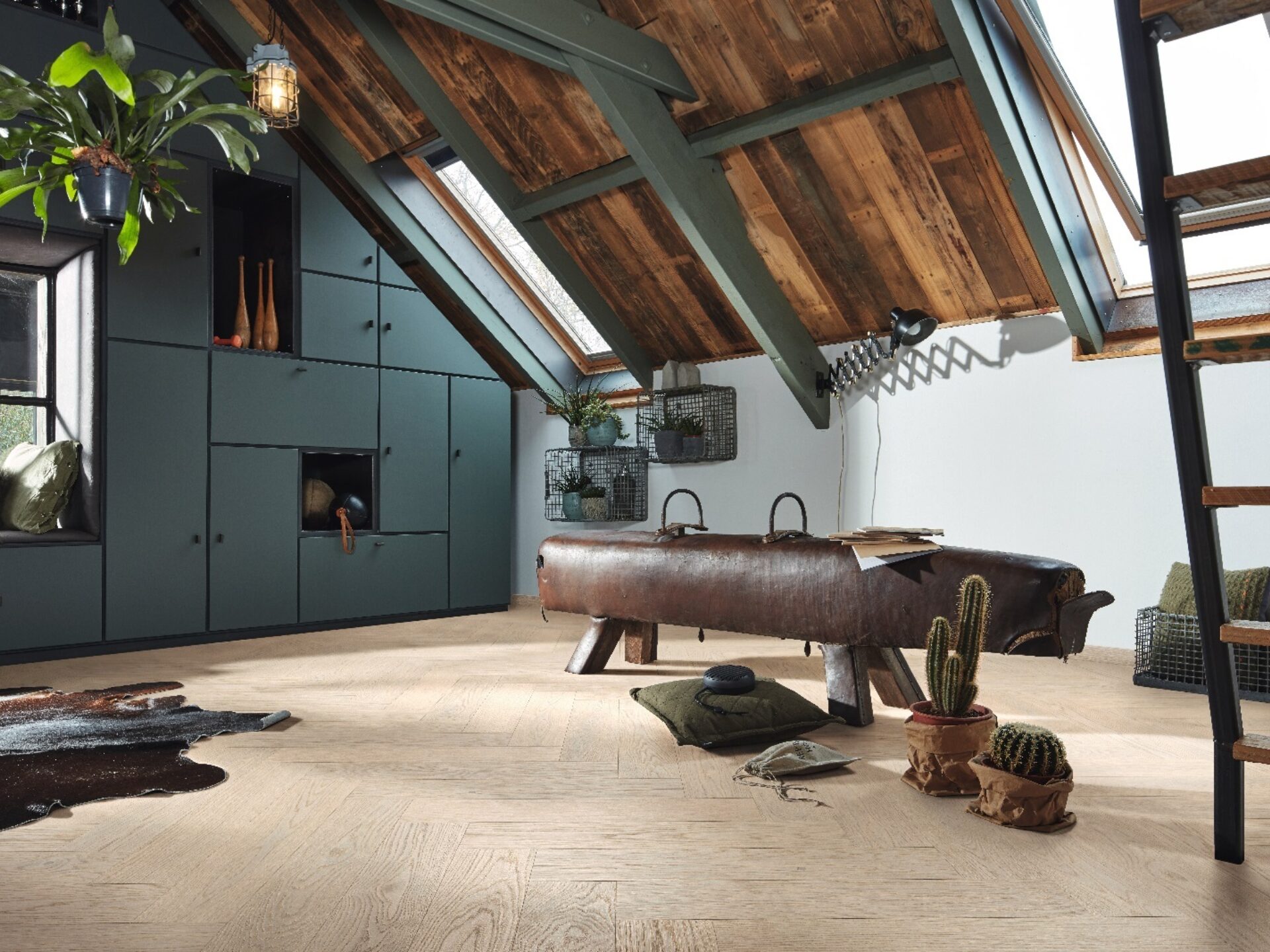 Lindura vloer visgraat voor in de woonkamer