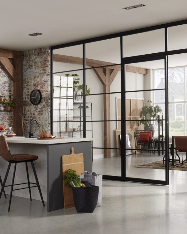 Bruynzeel industriële stalen deuren bij Thuis