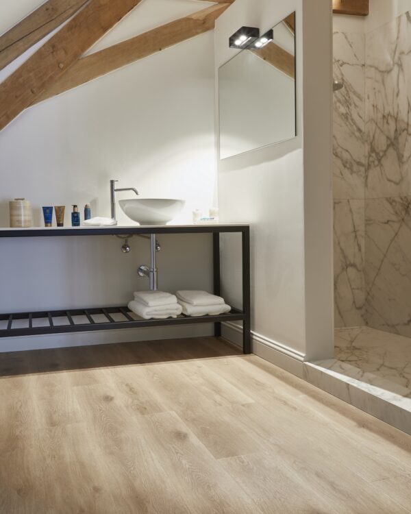 COREtec pvc vloer in de badkamer