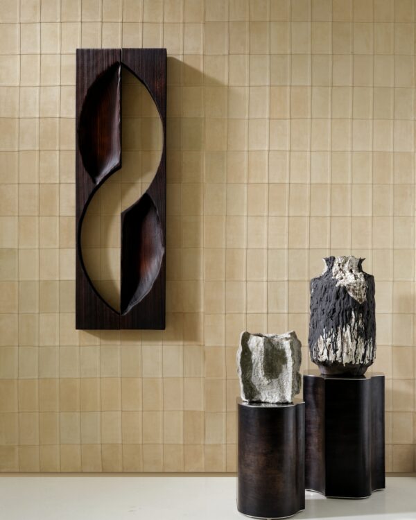 Statement wall met Arte behang in luxe dessin, collectie Corium Avenio