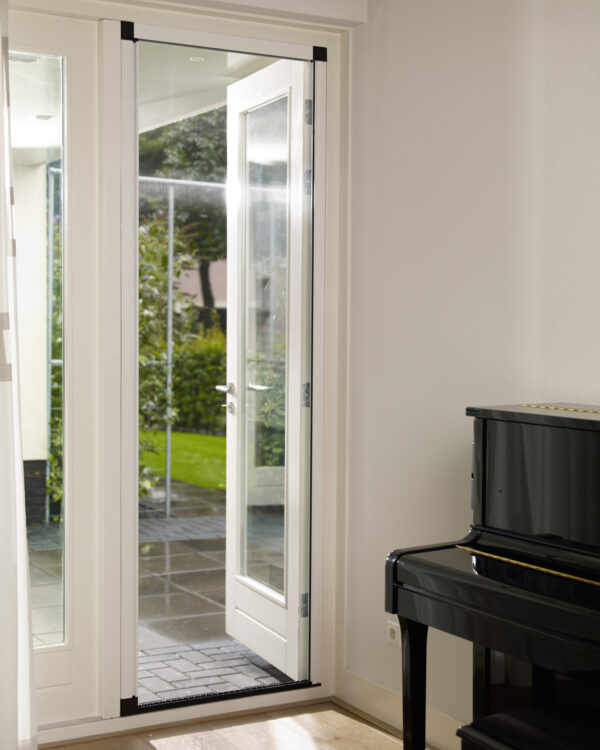 Deurhor op maat bij Thuisin