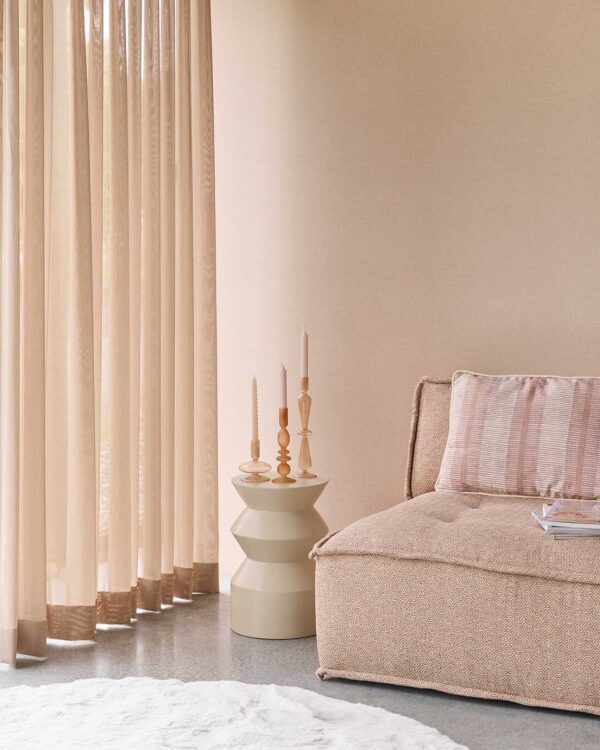 Eijffinger Gordijnen inbetweens oranje woonkamer