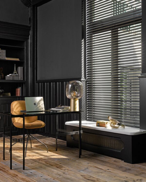 Moderne woonstijl bij Thuisin - Jaloezieën van Luxaflex®