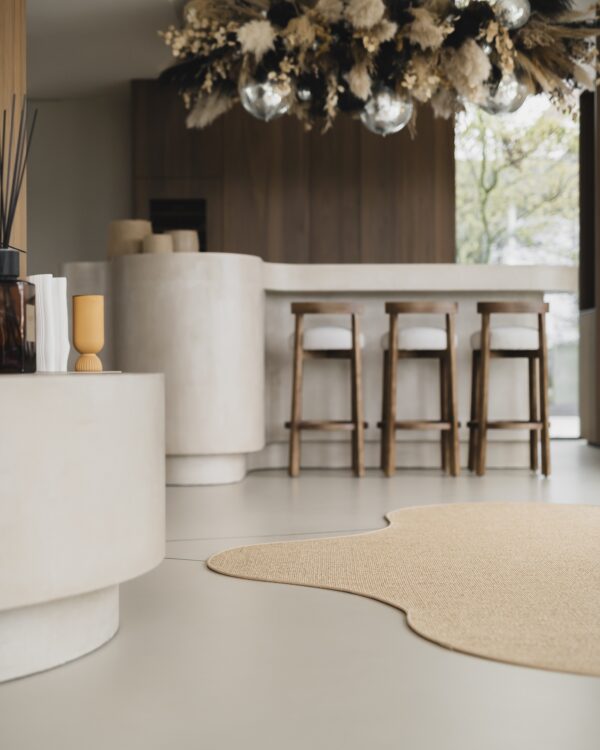 Vloerkleed in een organische vorm