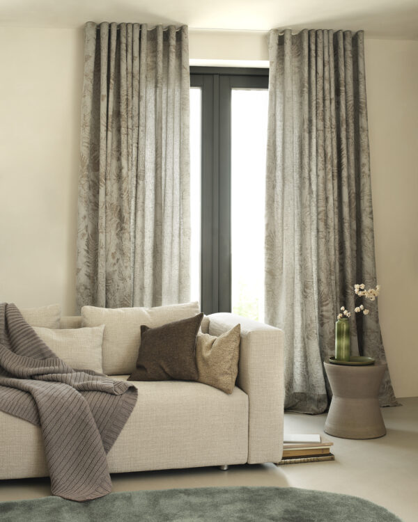 Hoogwaardig textiel voor raamdecoratie en gordijnen vind je bij Thuisin!