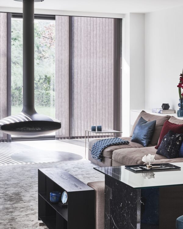 Lamellen van bece in het grijs voor in de woonkamer