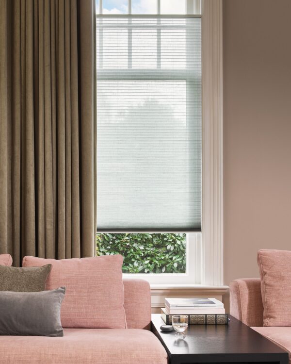 Luxaflex gordijnen met raamdecoratie