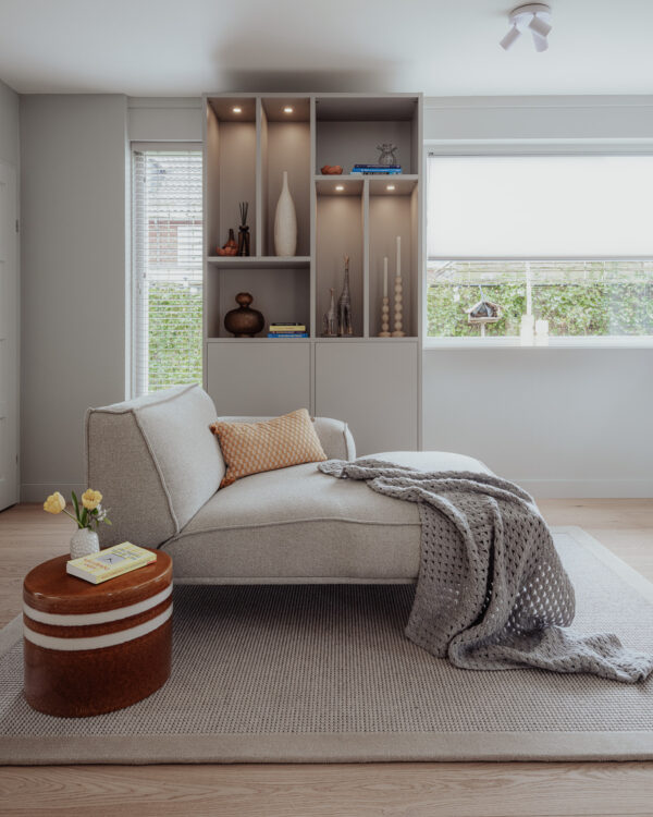 Kast op maat met led-verlichting bij Thuisin