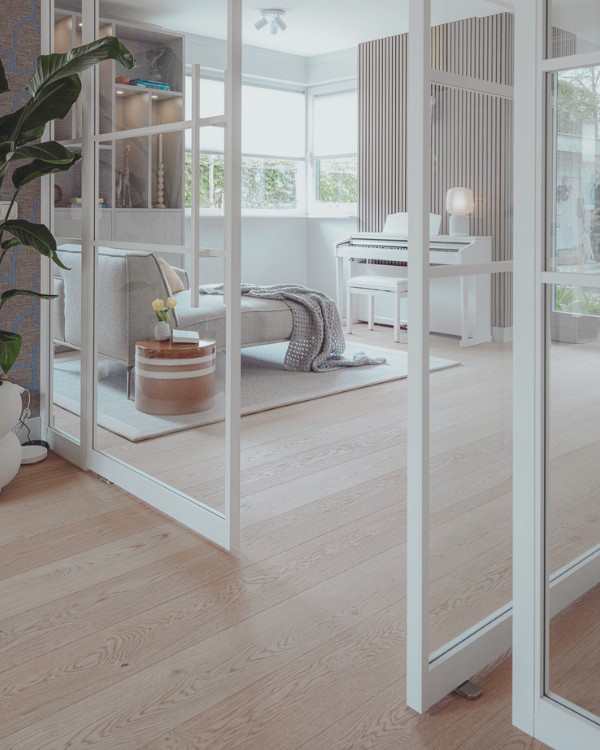 Deli home stalen deuren in de kleur wit