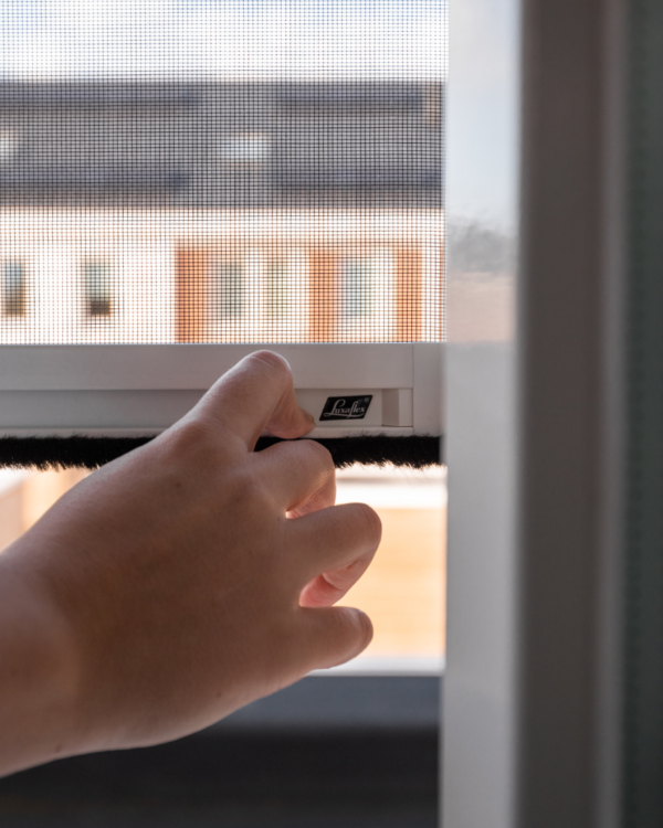 Raamhor tegen pollen en hooikoorts met de Polltex Raamhor