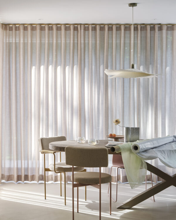 Duurzame gordijnen van Vadain bij Thuisin