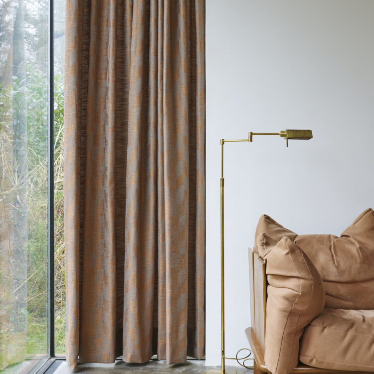 Beige gordijnen bij Thuisin