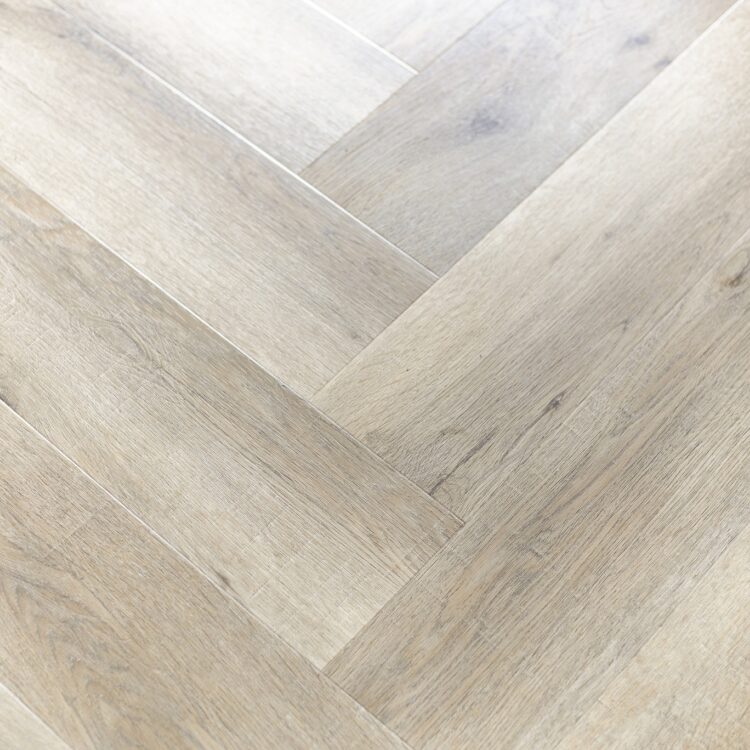 Visgraat pvc-vloer in lichte houtlook