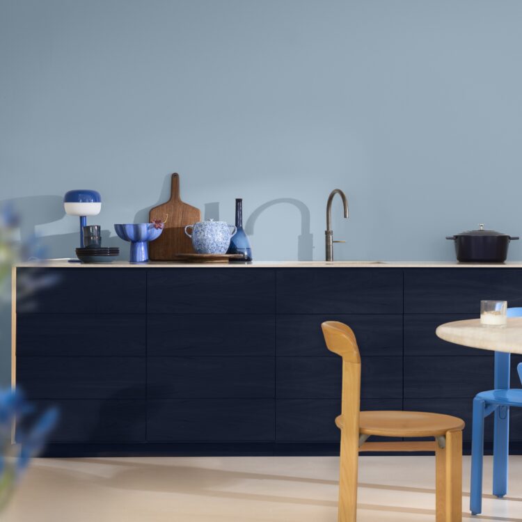 Flexa Kleur van het jaar 2026 Rhythm of Blues - verf jouw keuken blauw met Flexa!