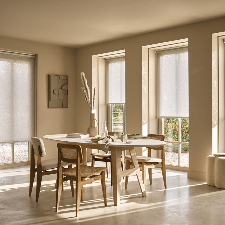 Luxaflex raamdecoratie bij Thuisin