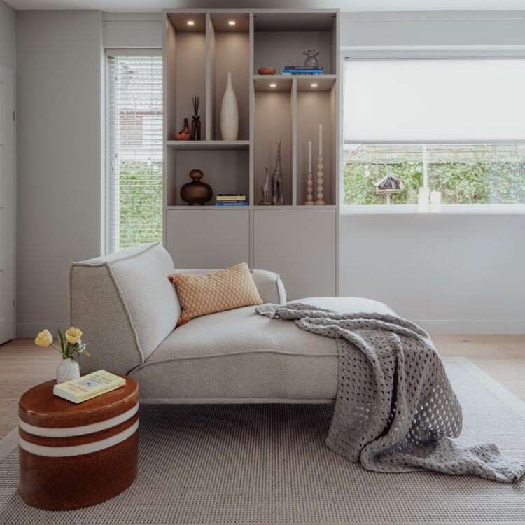 Kast op maat met led-verlichting bij Thuisin