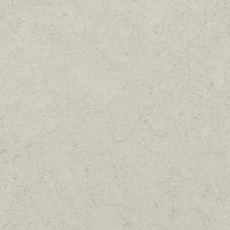 Close-up van Marmoleum Fresco Silver Shadow, heel lichtgrijze vloer met fijne marmering