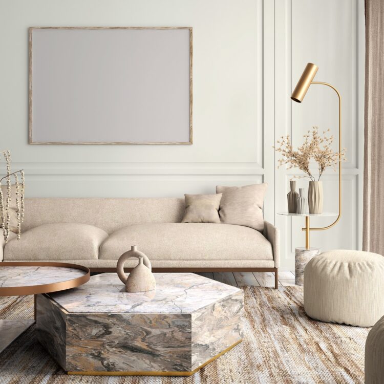 Woonkamer met tijdloos interieur in beigetinten