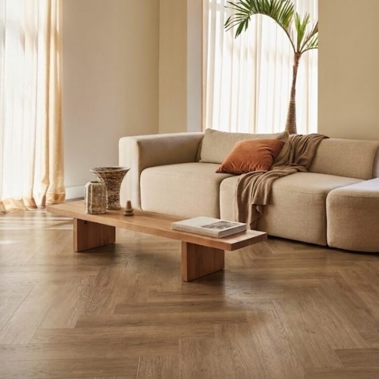 Thuisin pvc vloer Vredig Brown visgraat