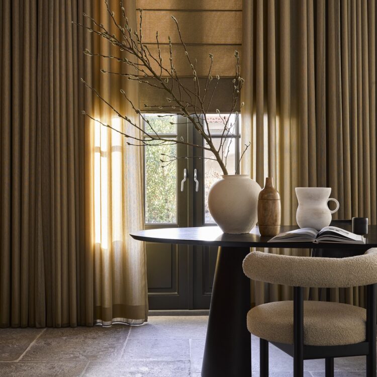 Toppoint Gordijnen en Vouwgordijnen Monarch vw en Muze