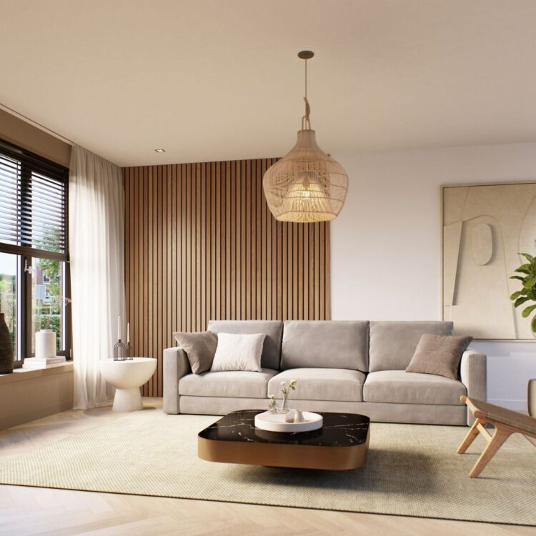 Woonkamer met groot vloerkleed, 3zits bank en houten wandpanelen op de muur voor een statement.