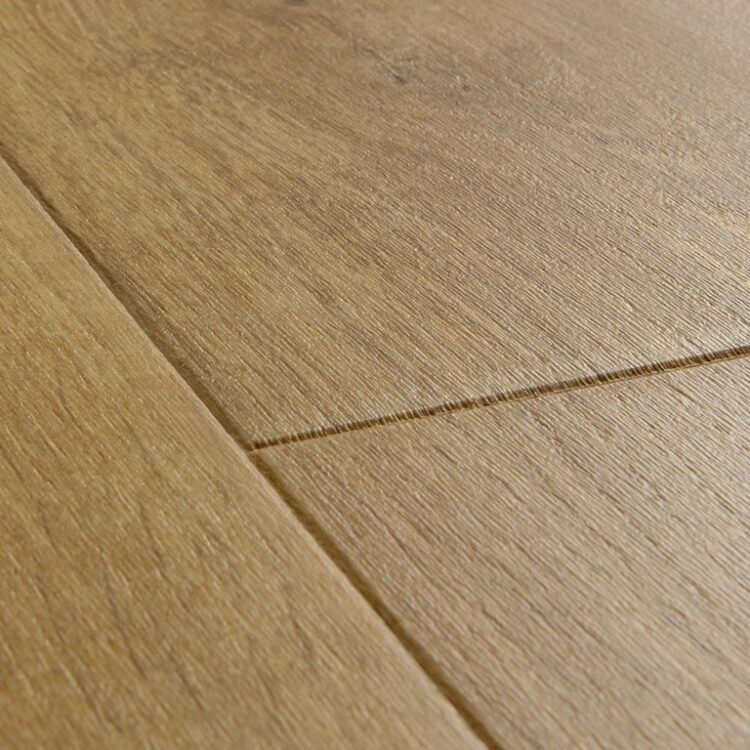 Detail laminaat vloer in de kleur soft oak natural