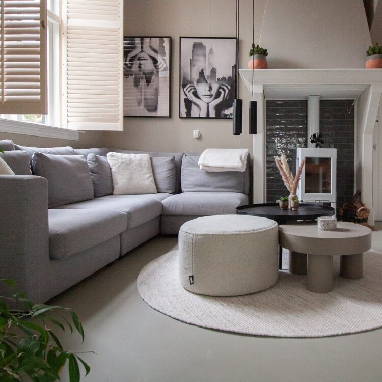 Gietvloer in de woonkamer